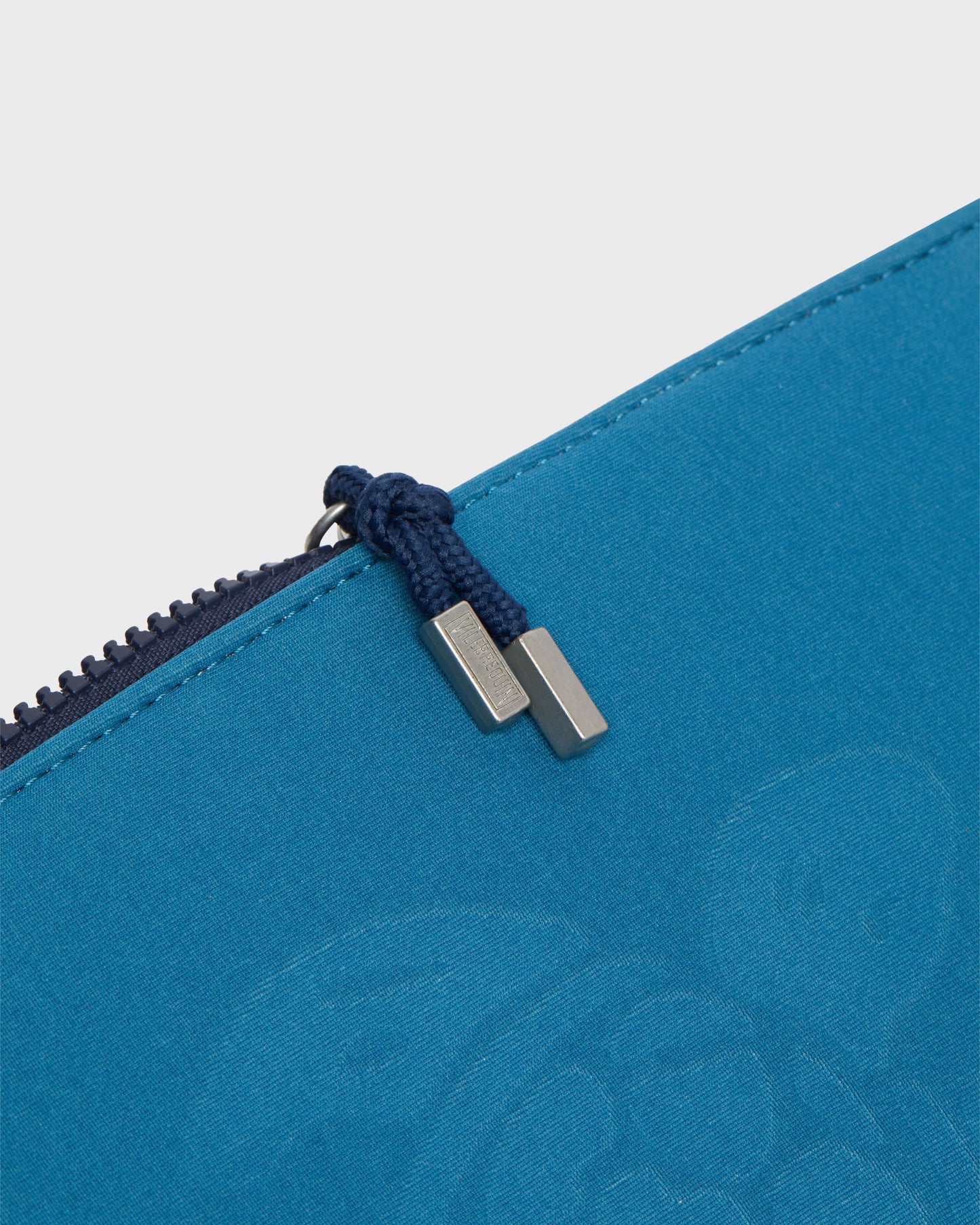 Vilebrequin Accessories Unisex Neoprene Pouch Solid - Blue Peacock