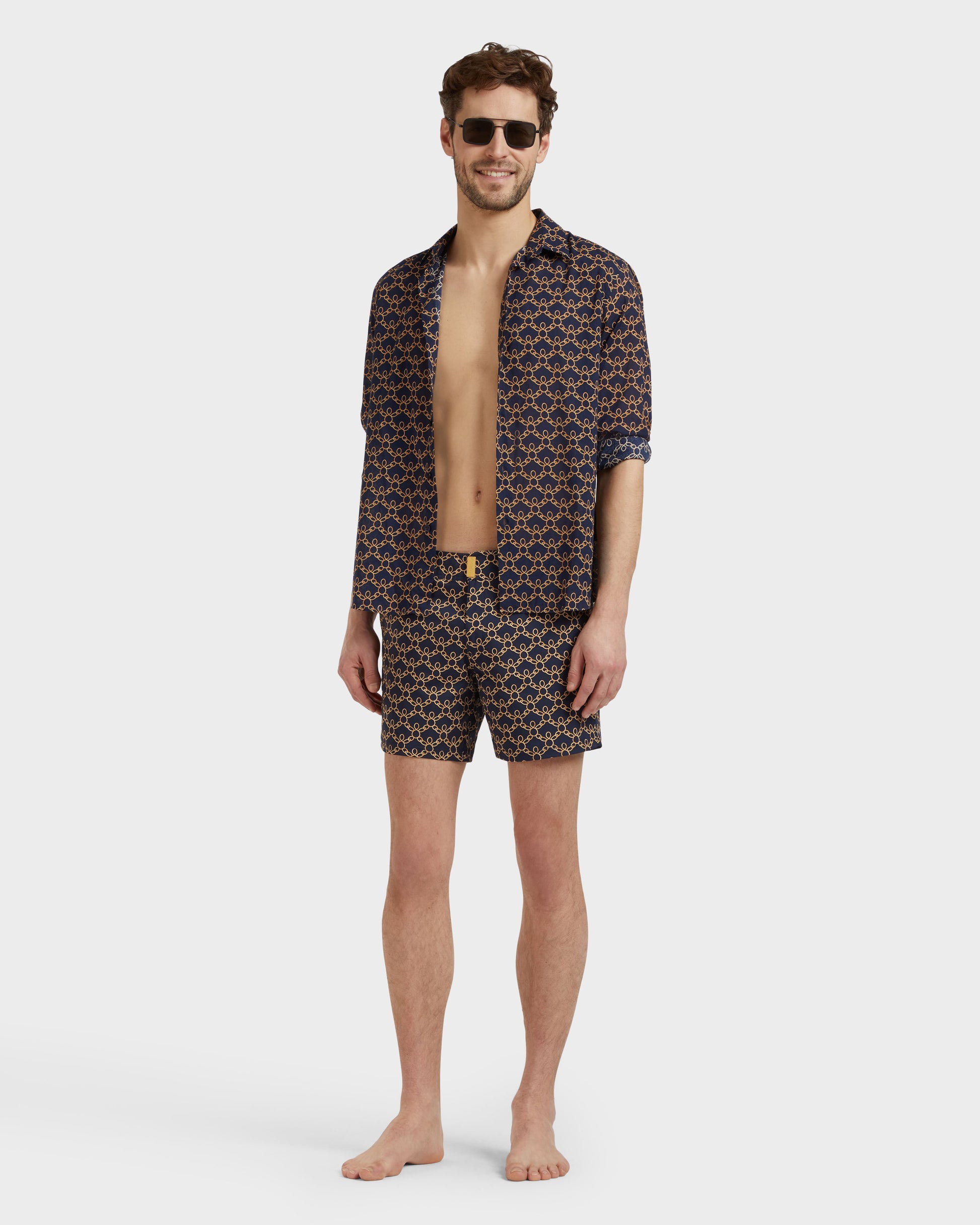 Vilebrequin Men Stretch Short Flat Belt Swim Shorts Turtles Chain - Blue Navy