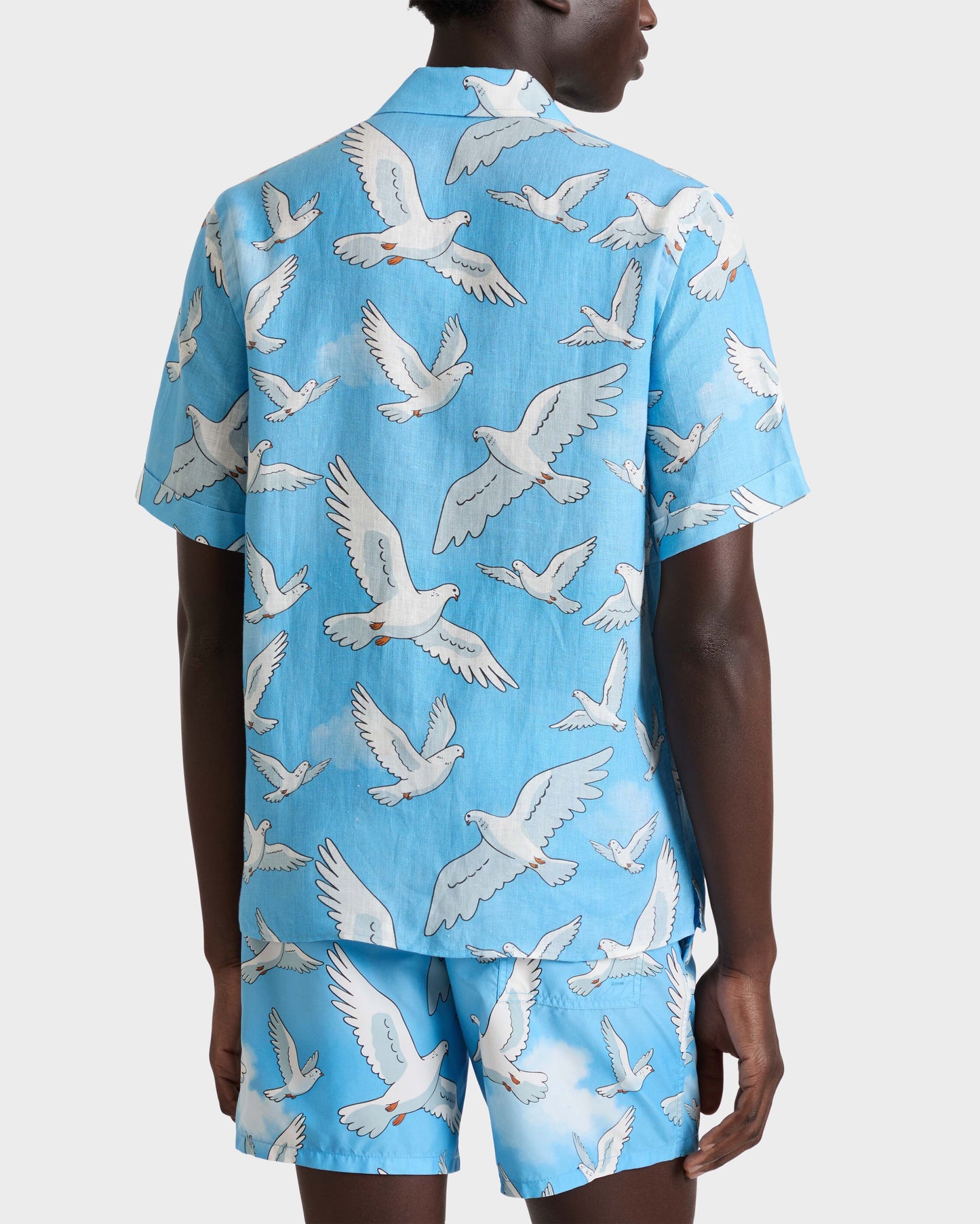 Vilebrequin Men Linen Bowling Shirt Doves - VBQ x 3.PARADIS - Blue Jaipuy