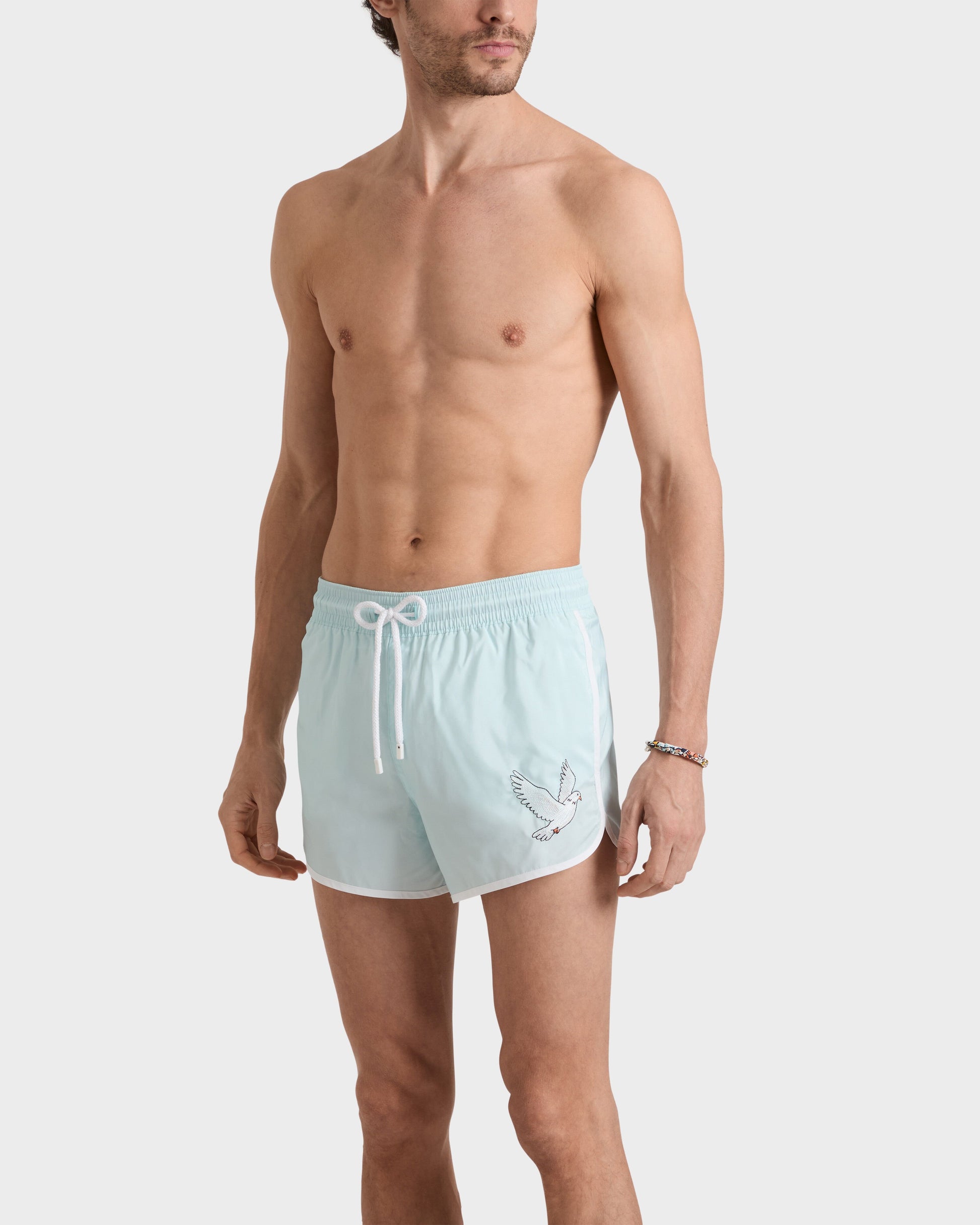 Vilebrequin Men Swim Trunks Dove Placed Embroidery - VBQ x 3.PARADIS - Frosted blue