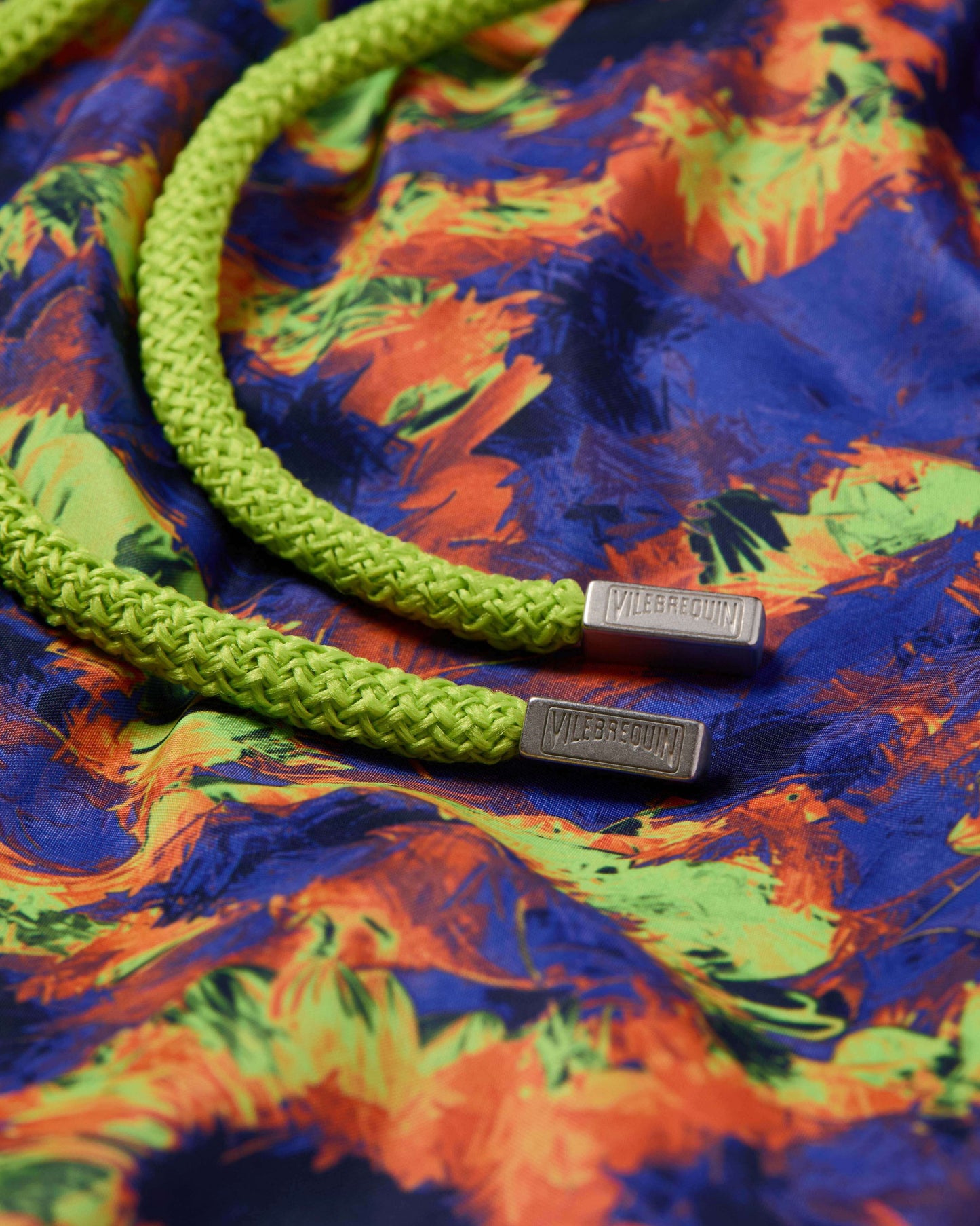 Vilebrequin Men Ultra-light and packable Swim Trunks Sunflowers - Blue Versailles