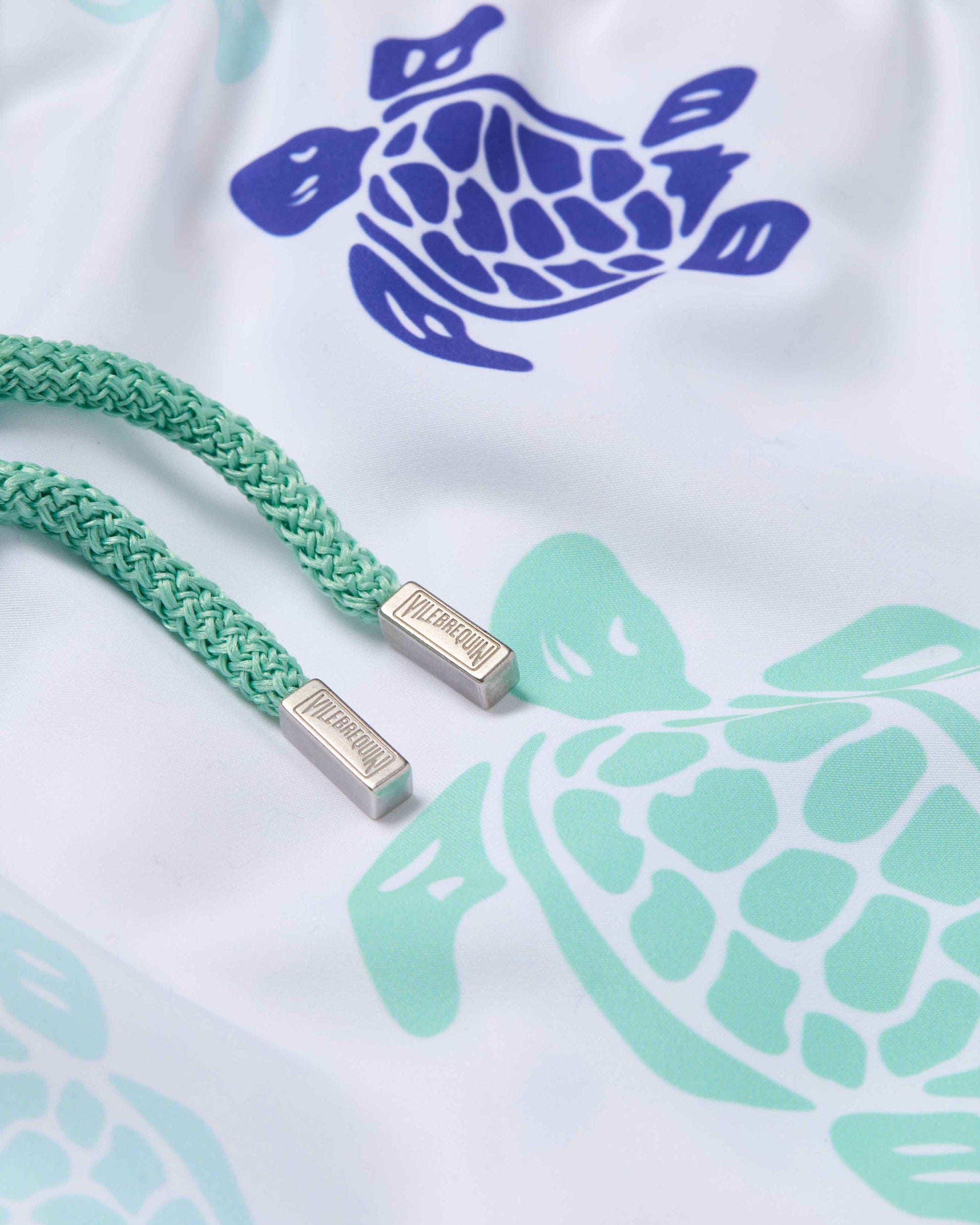 Vilebrequin Men Swim Trunks Tortues Multicolores - White