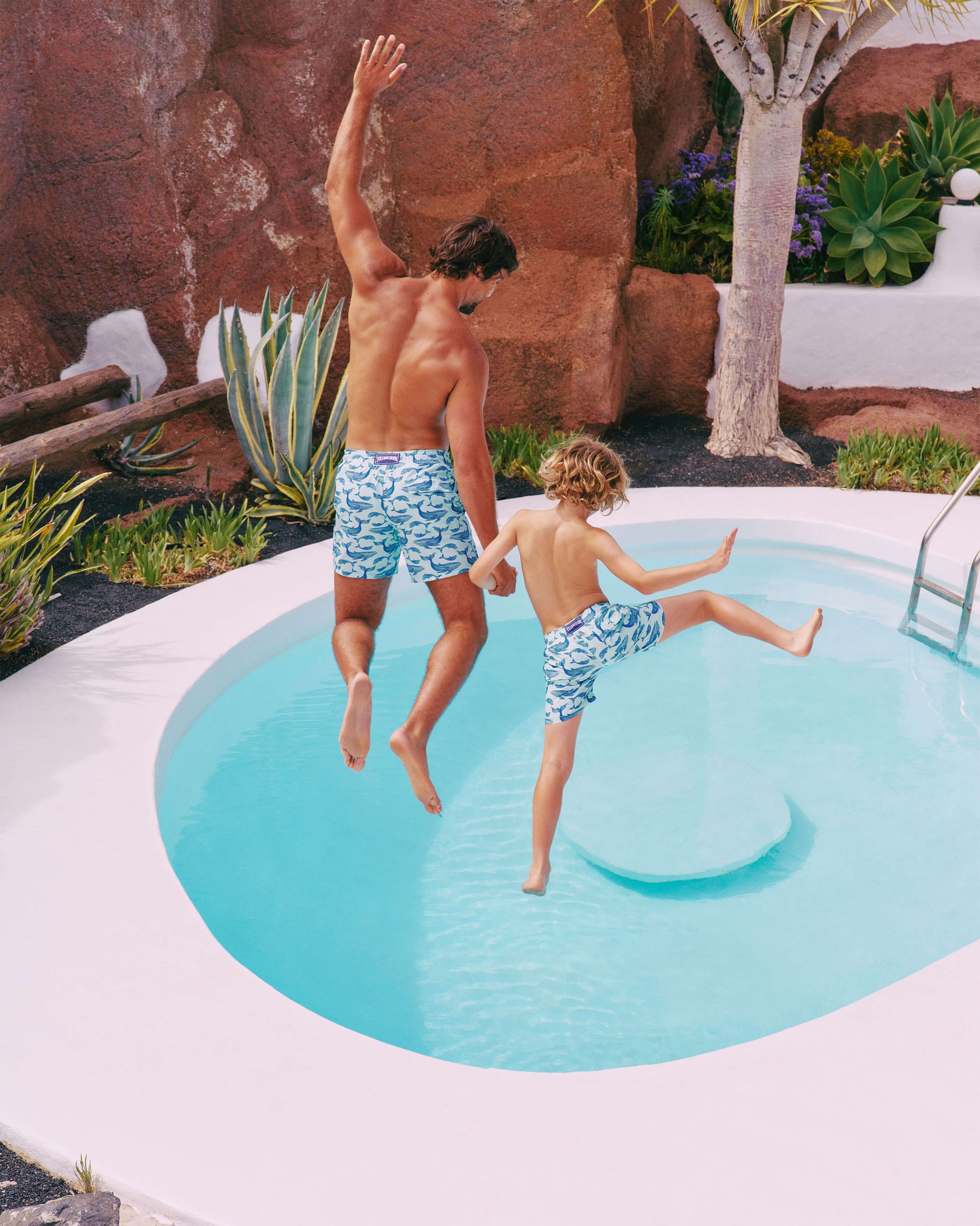 Vilebrequin Men Swim Shorts Whales - Blue note
