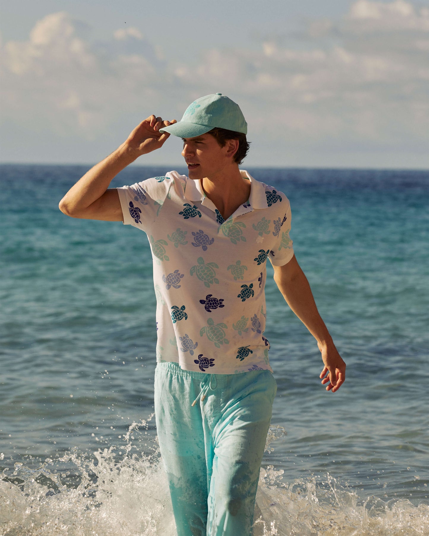 Vilebrequin Men Cotton Pique Polo Ronde des Tortues Multicolores - White