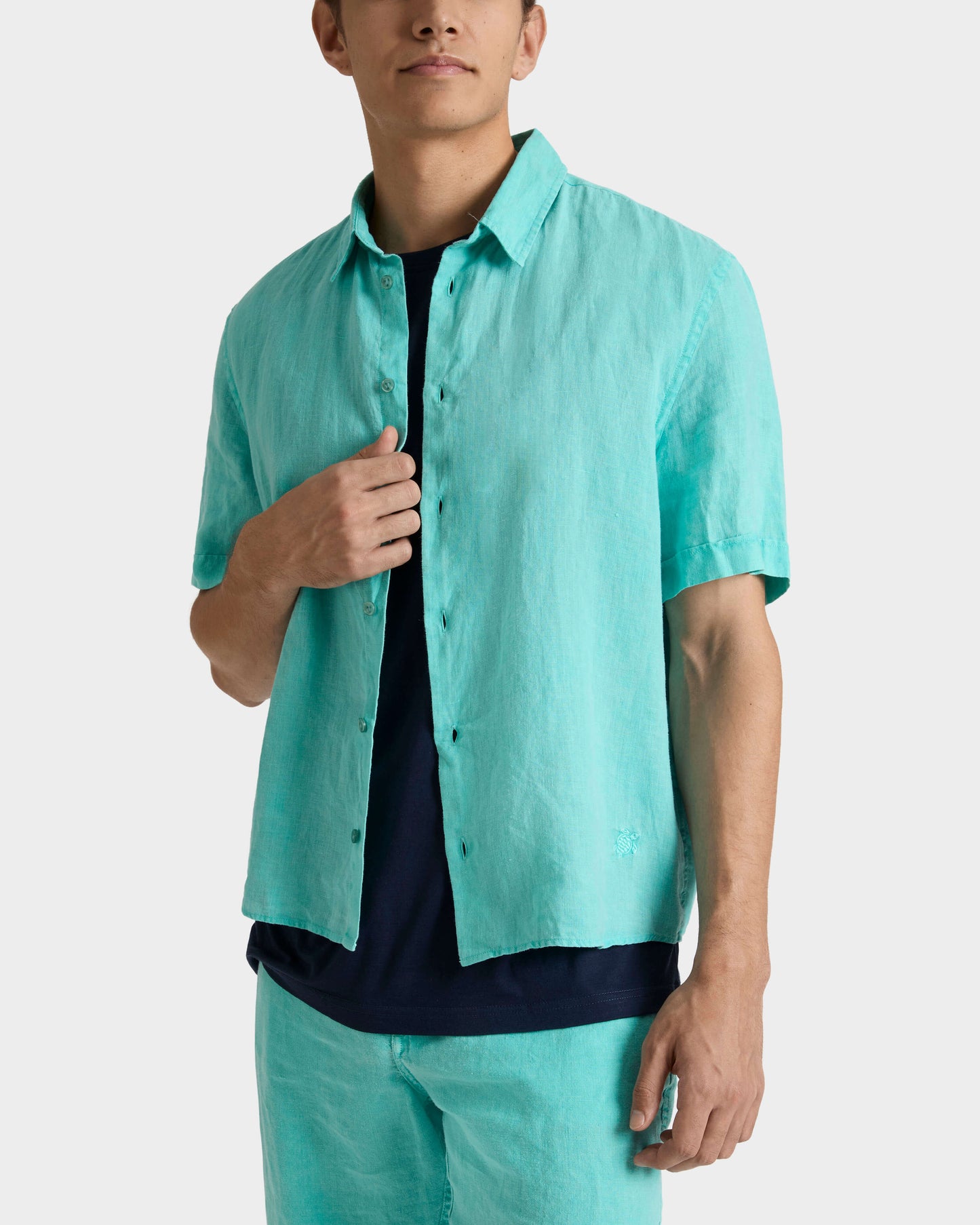 Vilebrequin Men Mineral Dye Linen Bowling Shirt - Green Aventurine