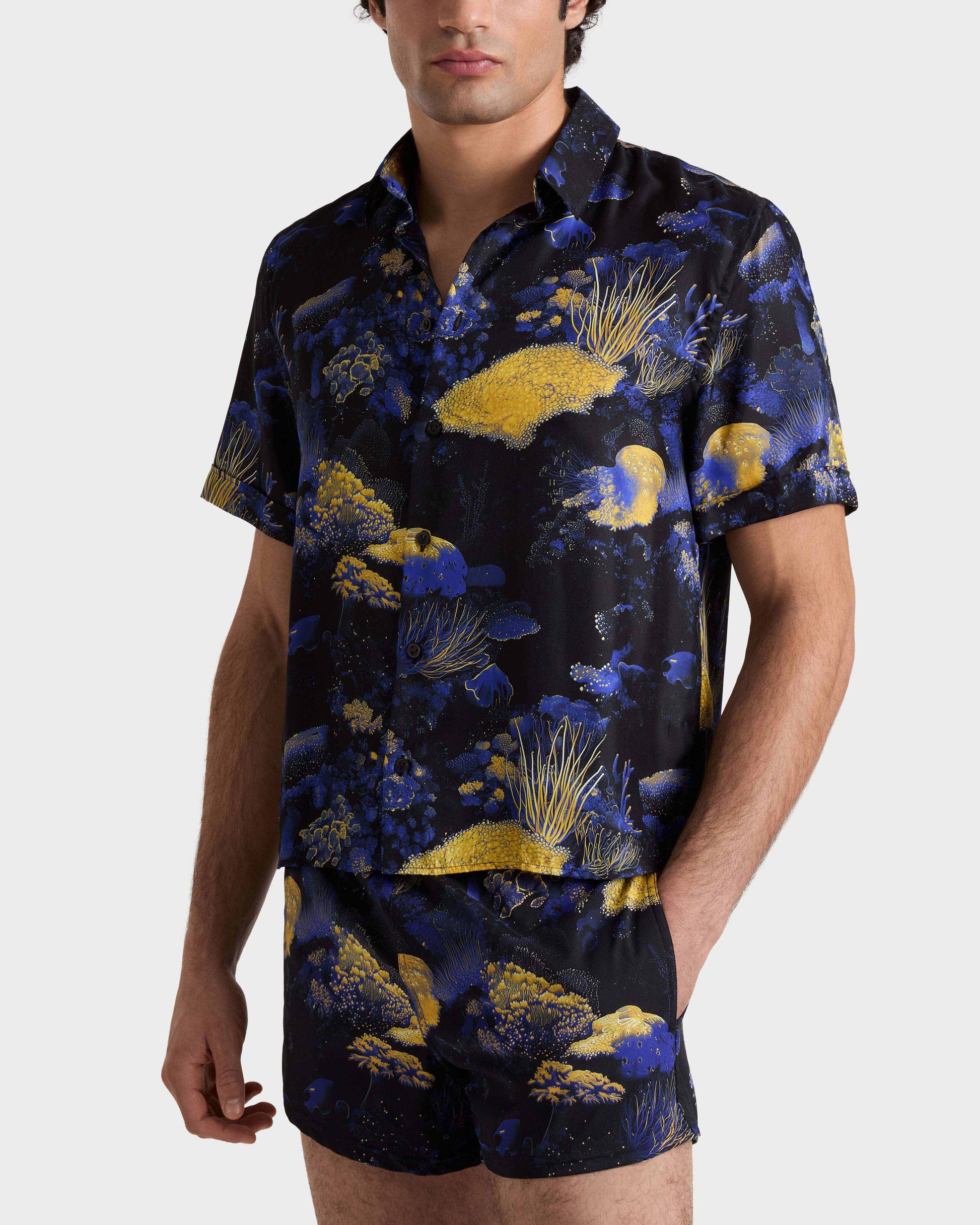 Vilebrequin Men Silk Bowling Shirt Coral Reef - Black