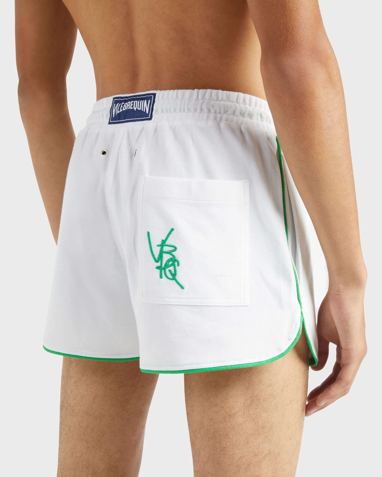 Vilebrequin Men Organic Cotton Bermuda Shorts Vbq Line - White