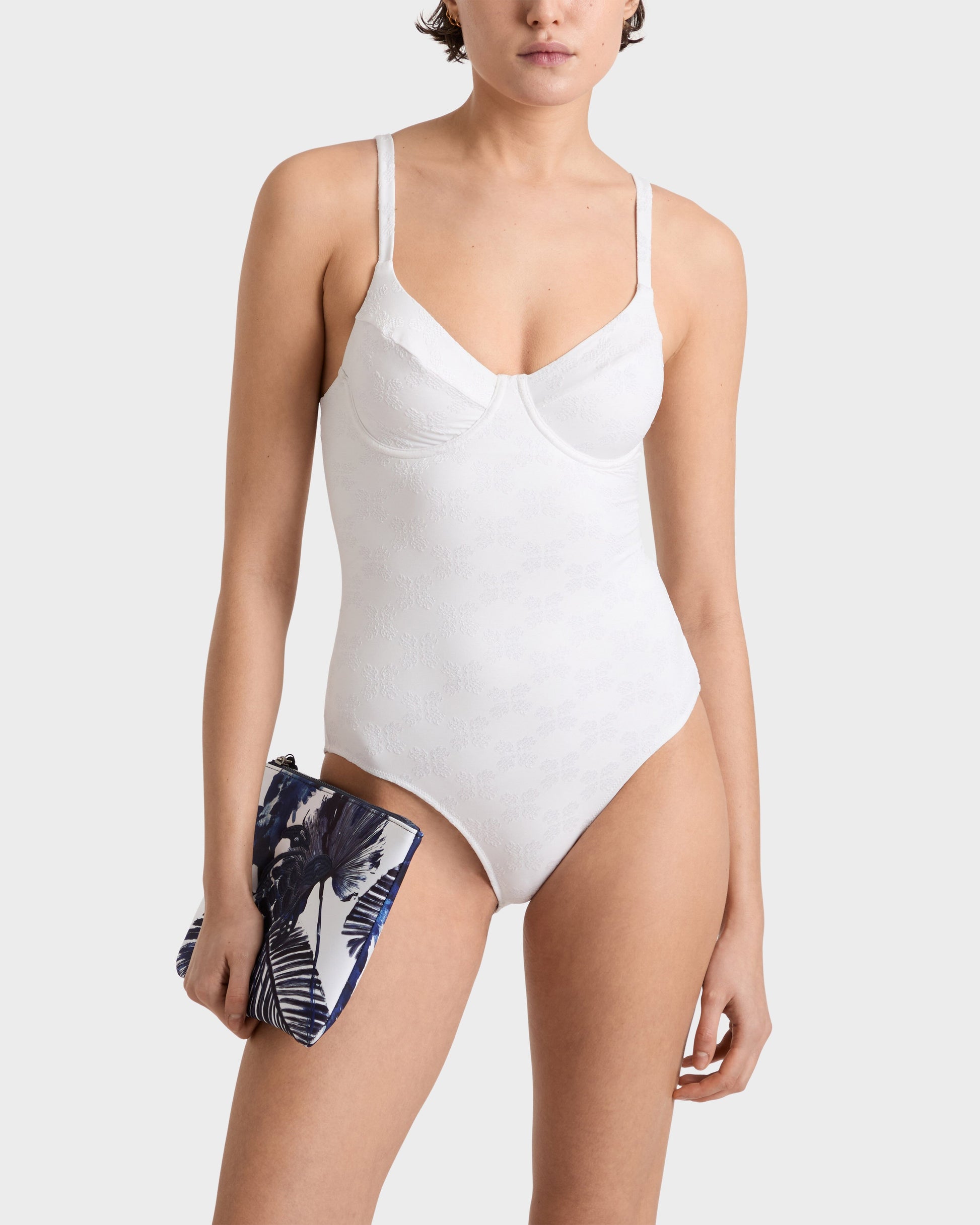 Vilebrequin Women Underwire One-piece Swimsuit Turtles Monogram - White