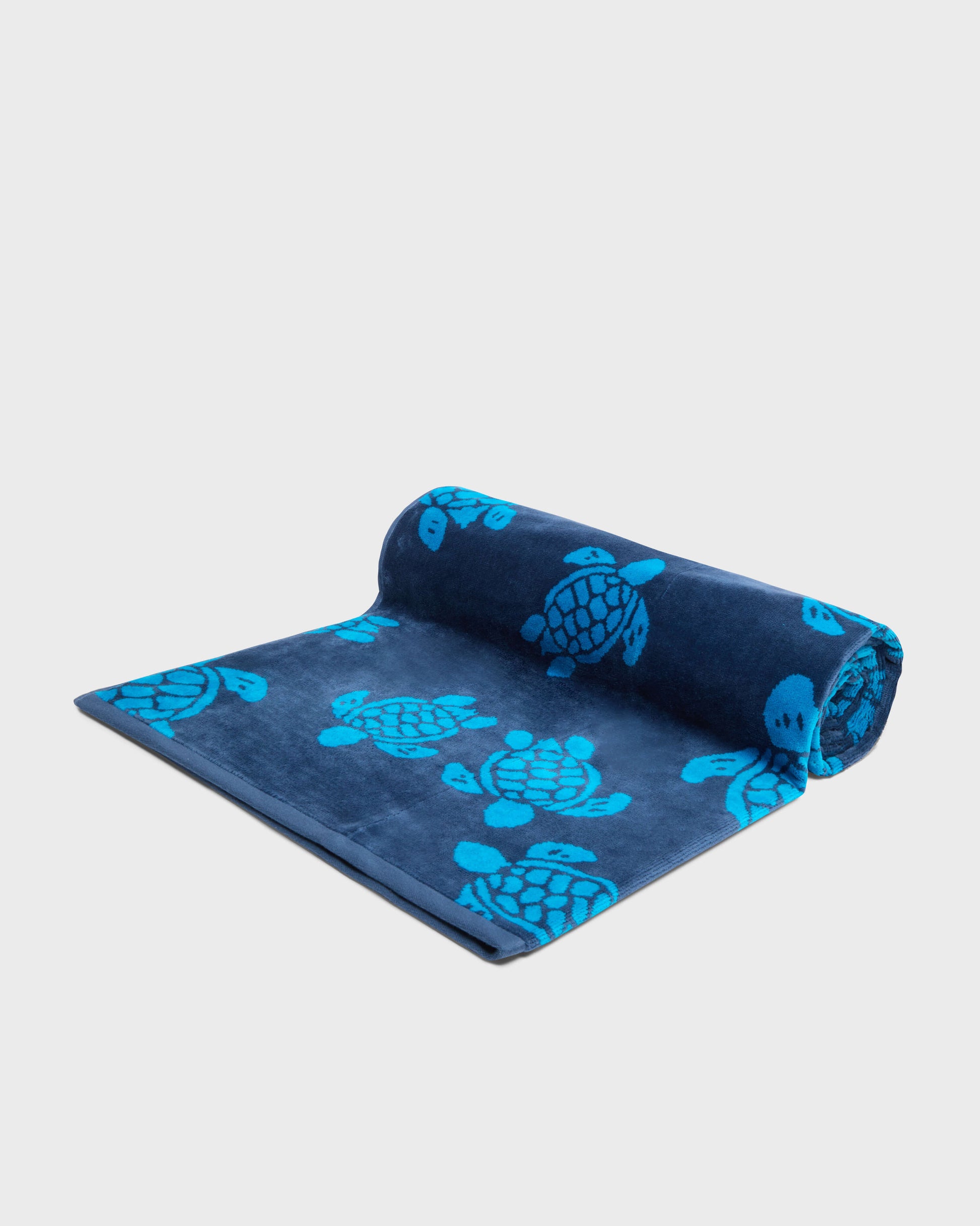 Vilebrequin Accessories Organic Cotton Beach Towel Ronde des Tortues Jacquard - Blue Evening